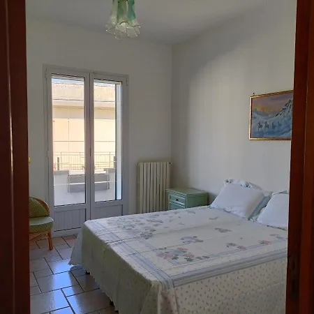 Casa Vacanze Maria Cursi Exterior foto